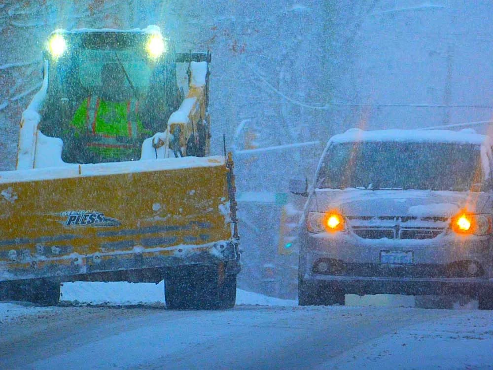 Lake-effect snow and high winds forecast for parts of Southern Ontario: how to prepare