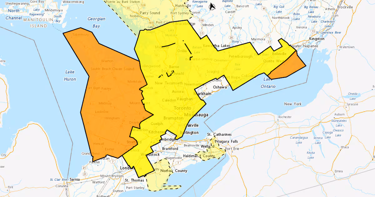 Snow squall warning re-issued for Toronto, prepare for hazardous travel and deep cold