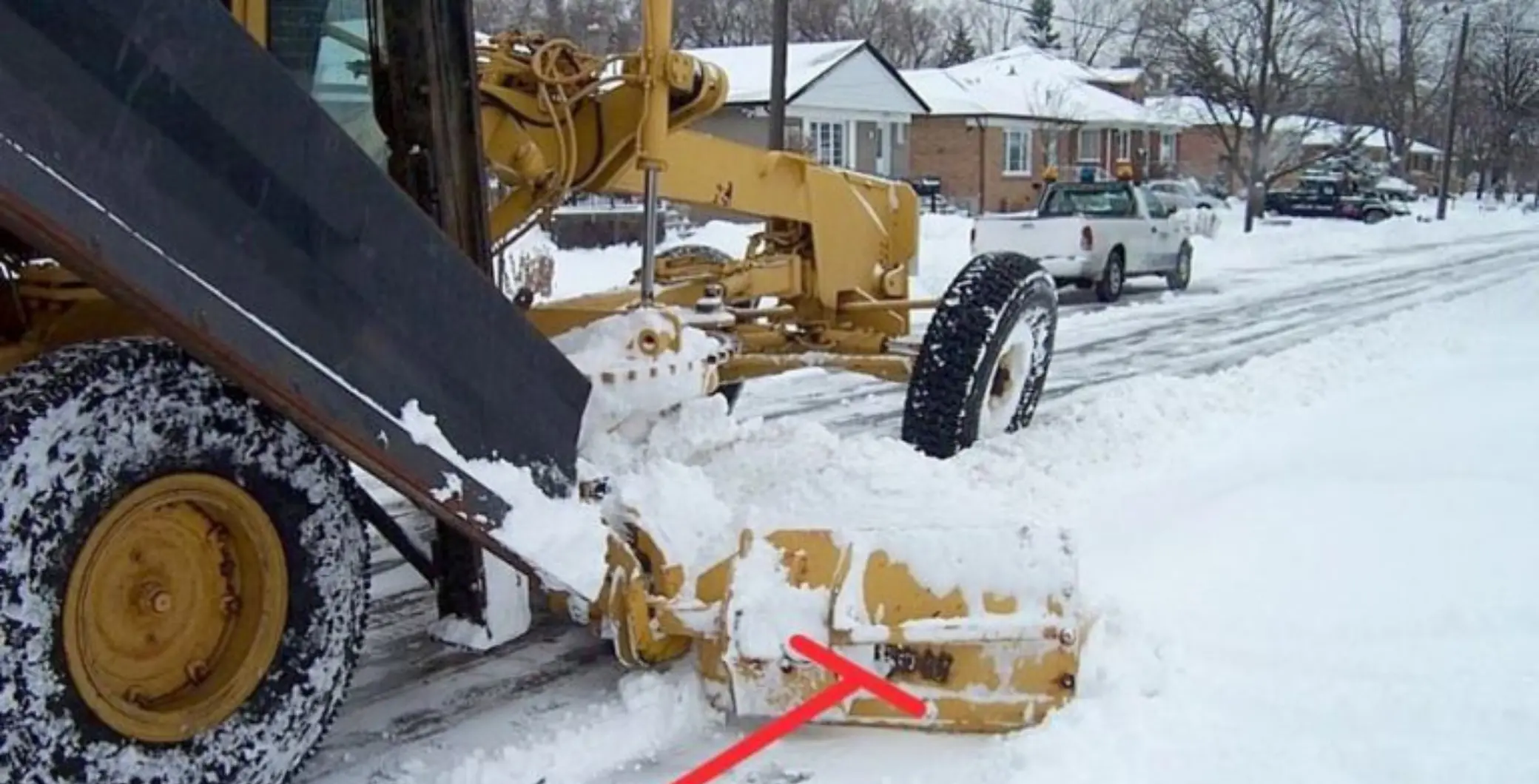Mississauga makes driveway windrow clearing a standard winter service