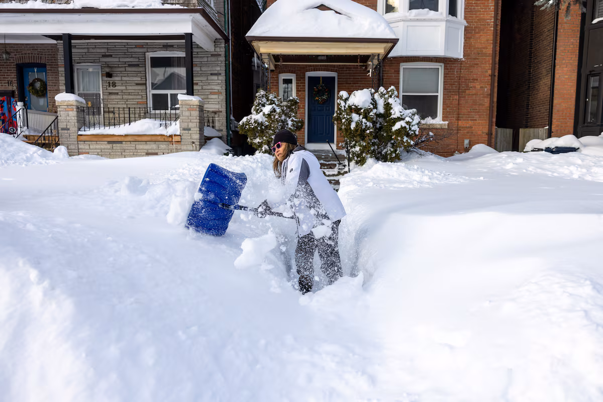 Toronto digs out after record snowfall that closed schools and snarled transit