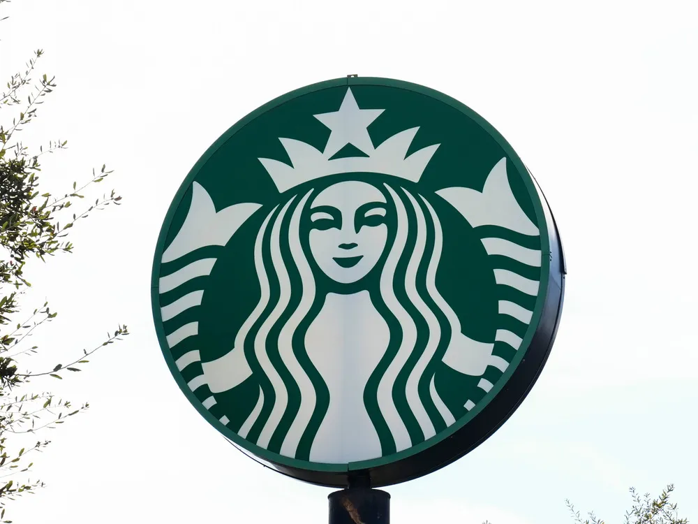 Starbucks to require CEO Brian Niccol to use company jet for all travel, removes US$250,000 personal-use cap