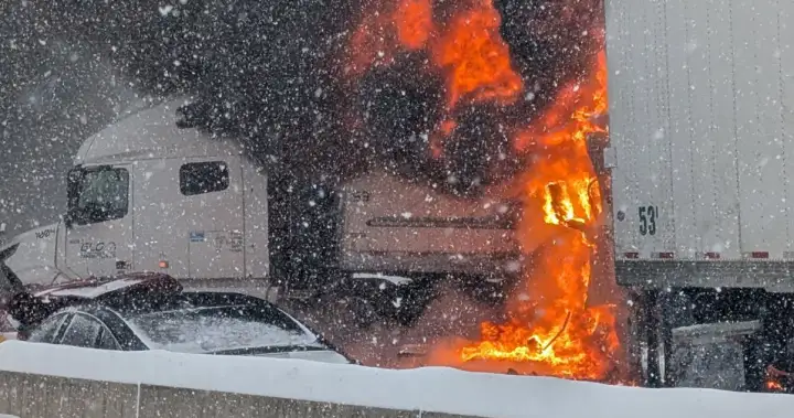 About 50 vehicles involved in multiple collisions on Highway 401 near Trenton