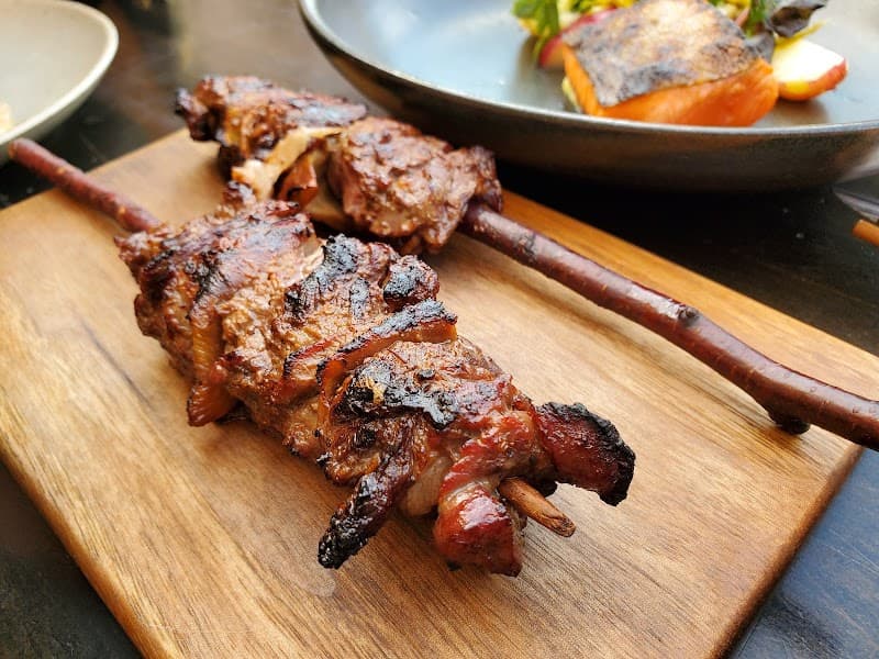 Actinolite Restaurant - Photo 2